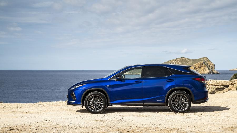  Lexus RX450h F-Sport 2019 года  (WW) (фото 6 из 42)